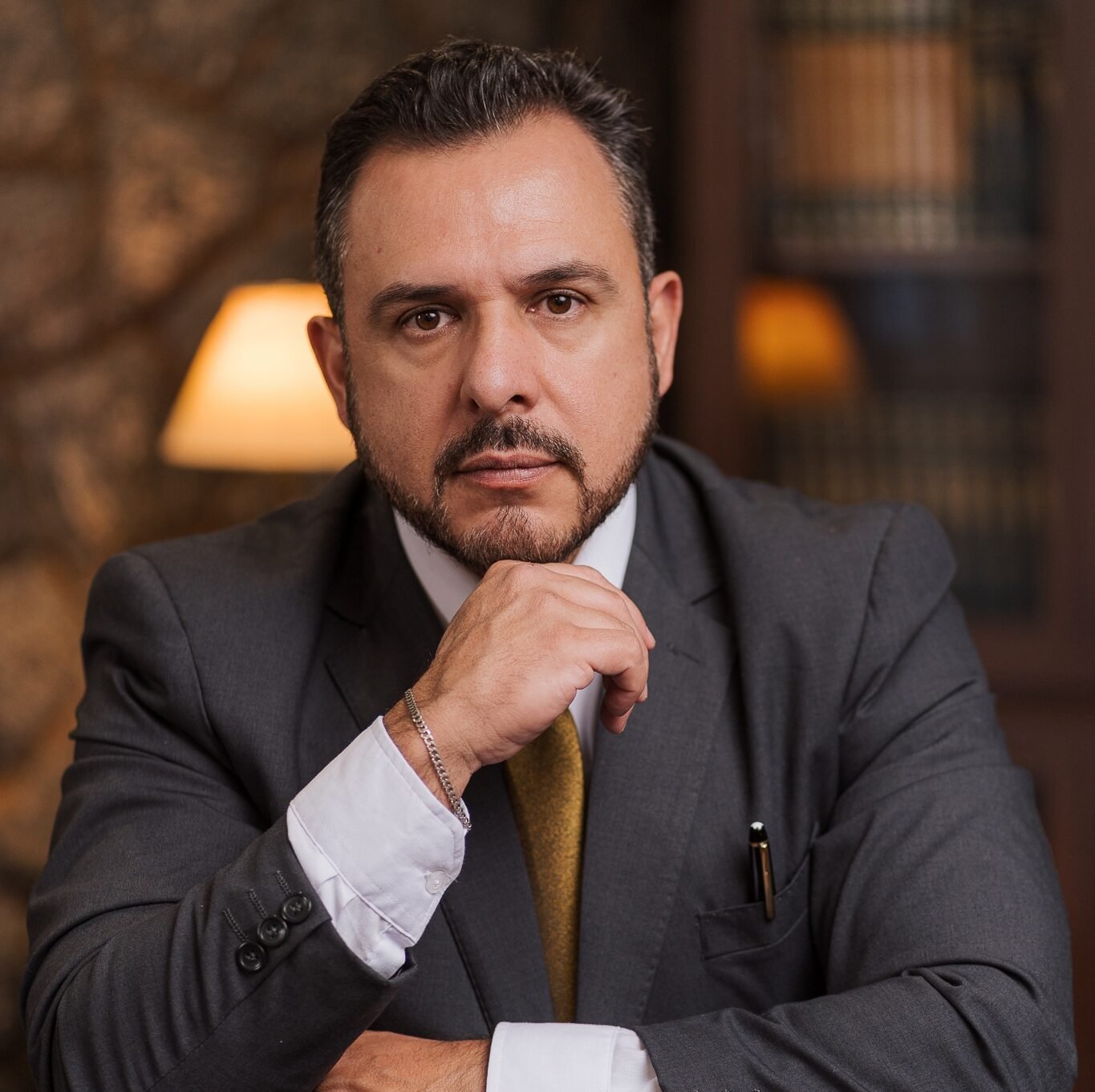 Dr. Robson Vaz
